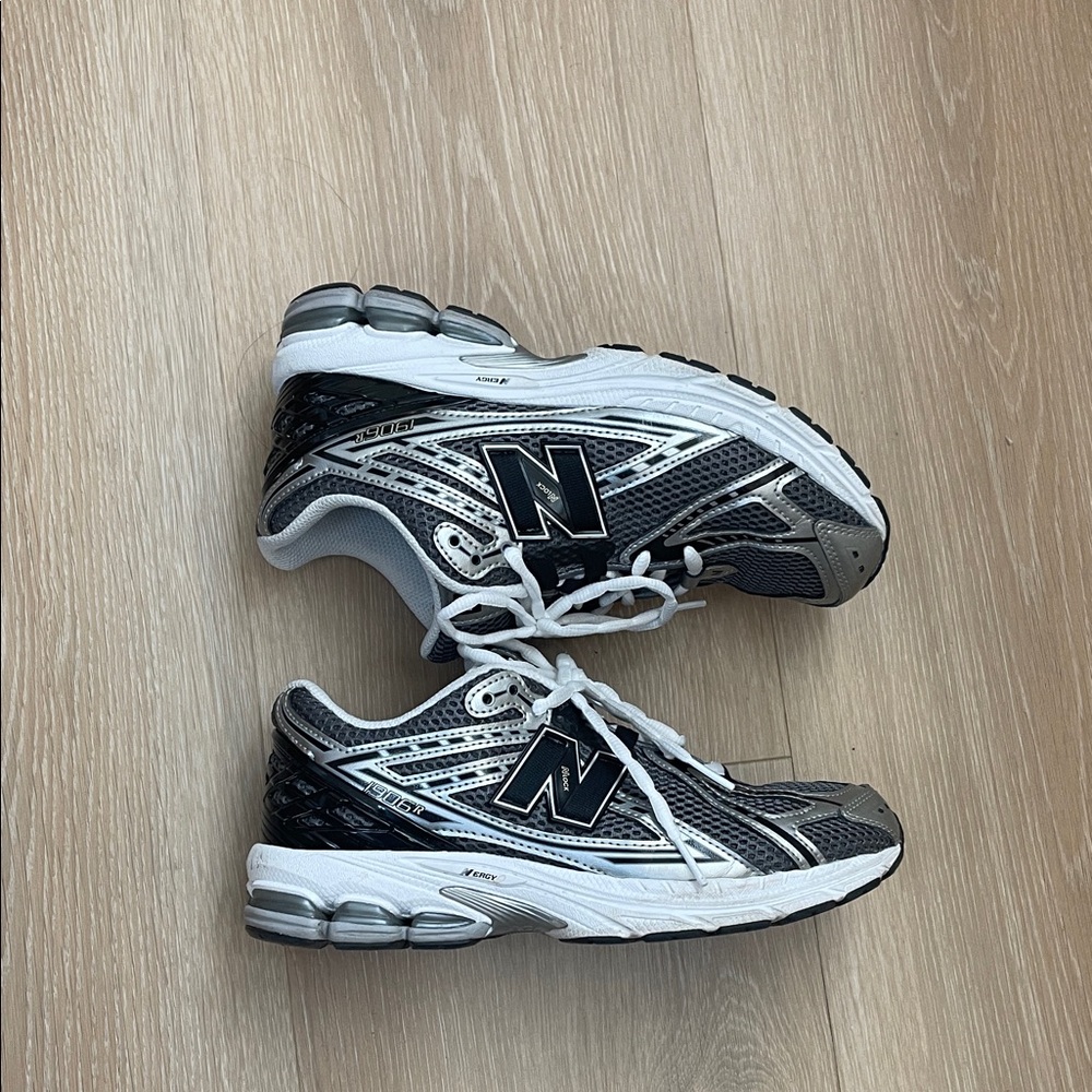 New Balance metallic 1906 r youth